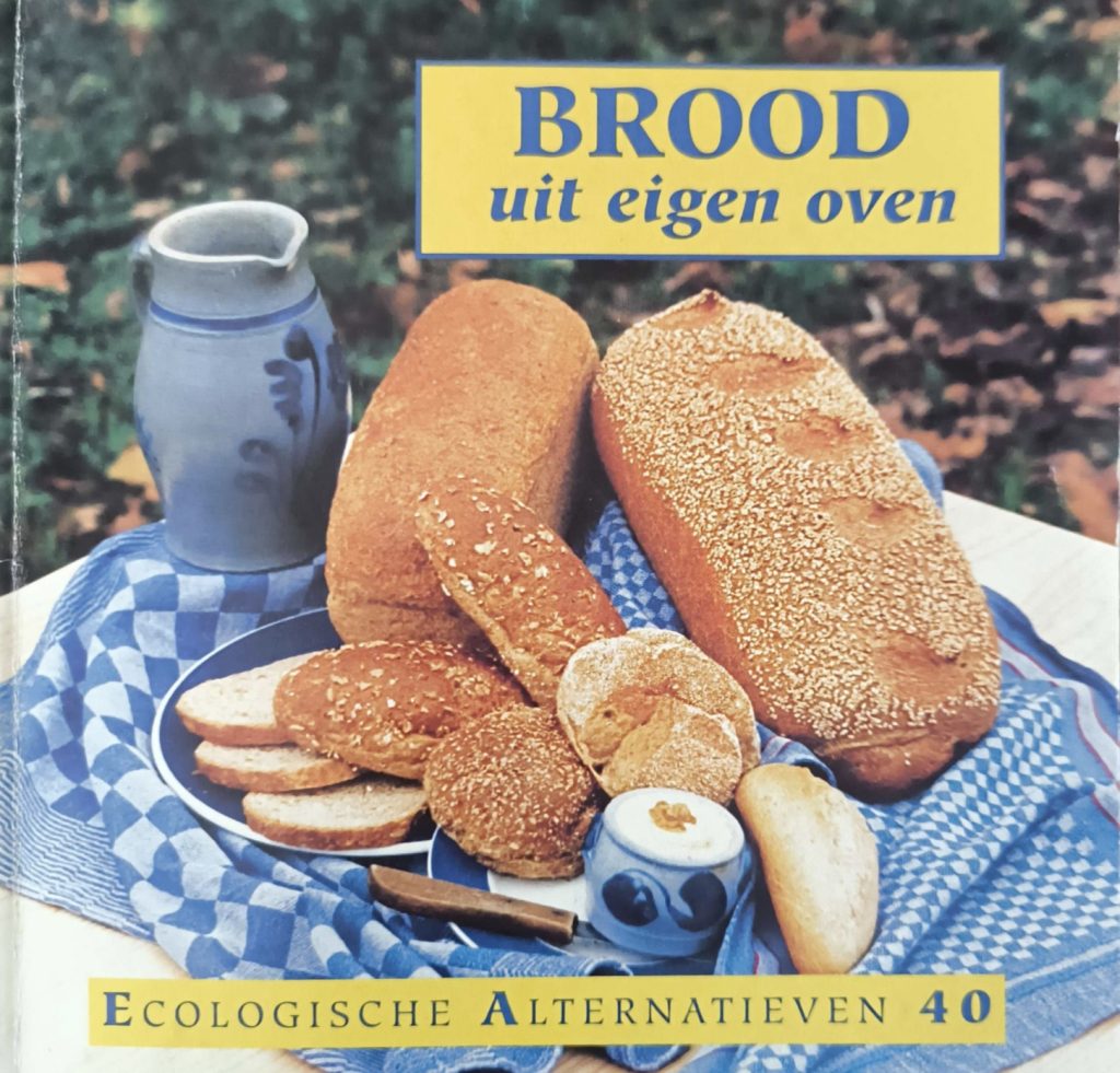 Boek Cover Brood uit eigen oven (1997, herziene druk van nr. 17) ↓